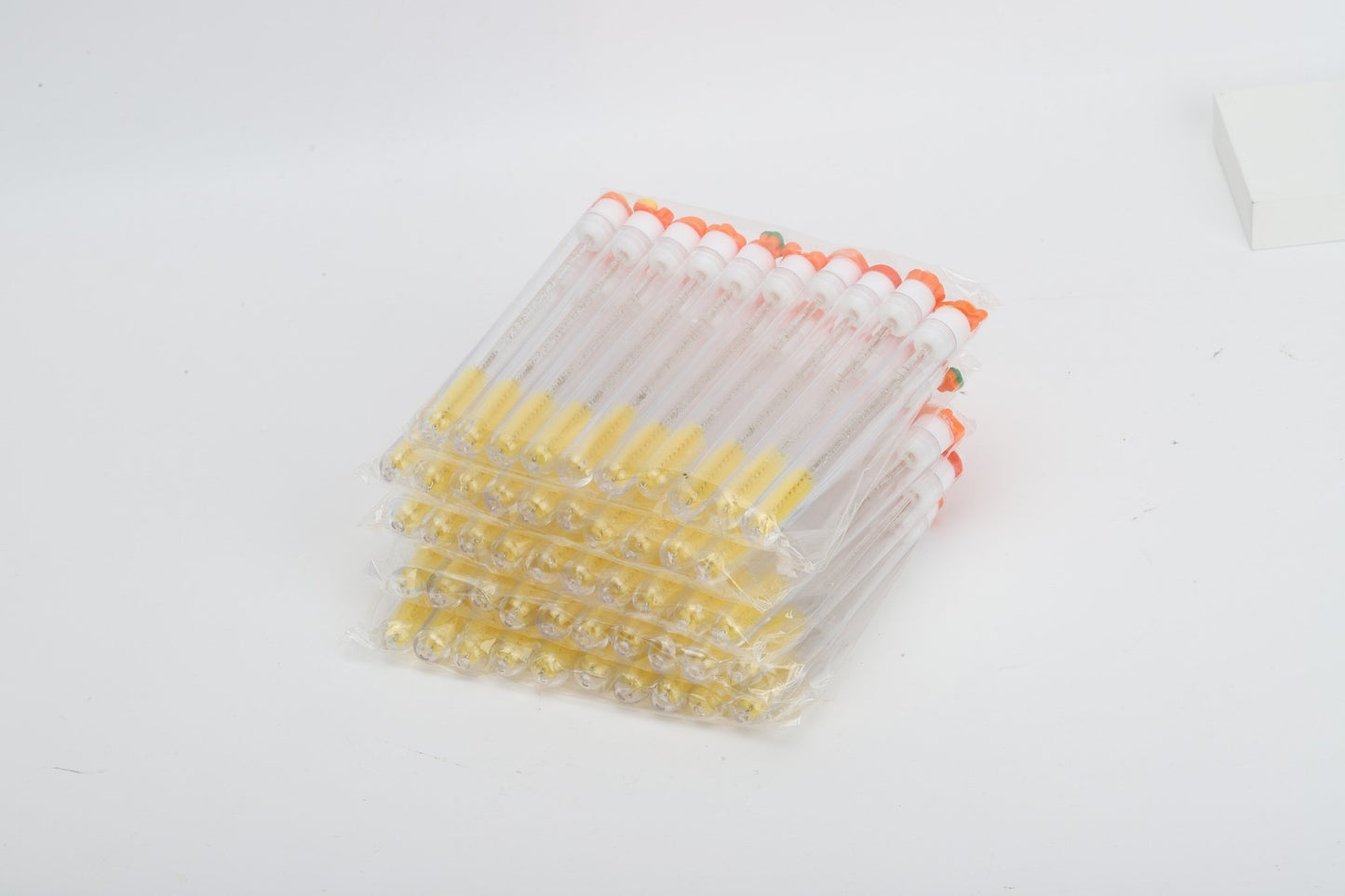 Lash Brush – Βουρτσάκι για Βλεφαρίδες με Σχέδια σε Μοναδικά Χρώματα 10τμχ