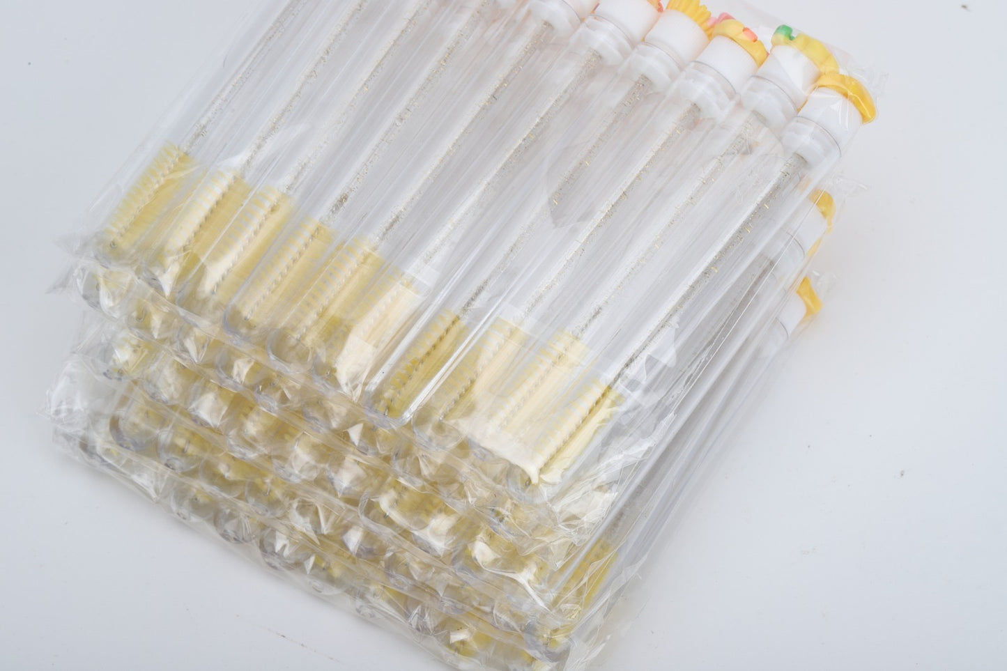 Lash Brush – Βουρτσάκι για Βλεφαρίδες με Σχέδια σε Μοναδικά Χρώματα 10τμχ